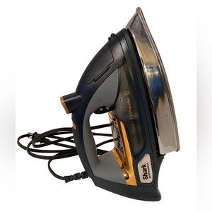 Shark Ultimate Professional Iron